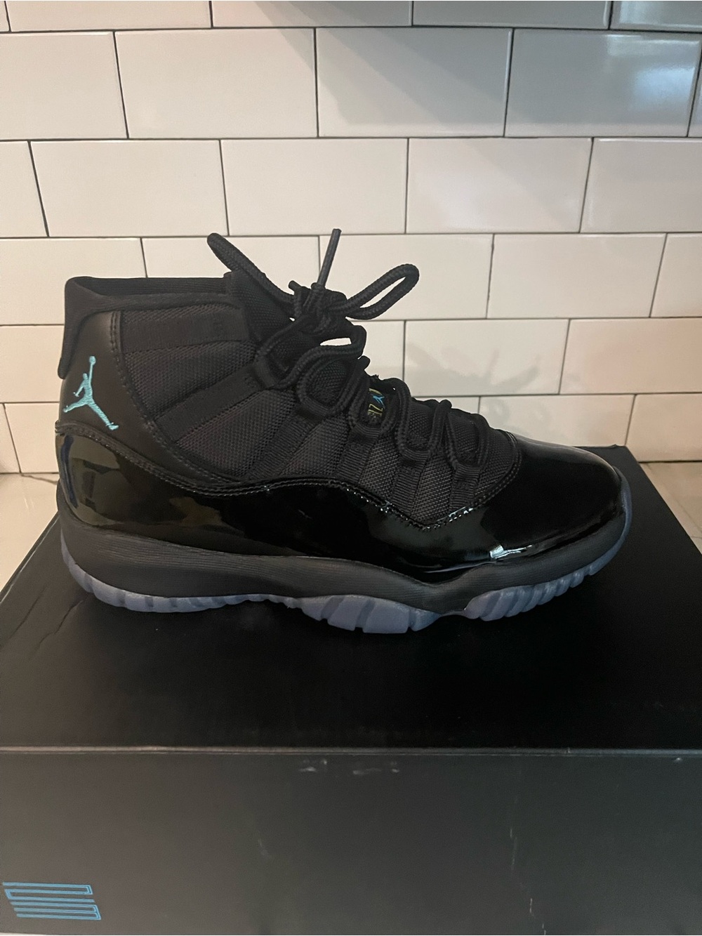Men’s Retro 11 Gamma Blue Size 8.5.